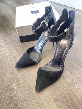 Dolce Vita Black Pointed Suede Ankle-Strap Heels Kandice Black Crystallized Stel